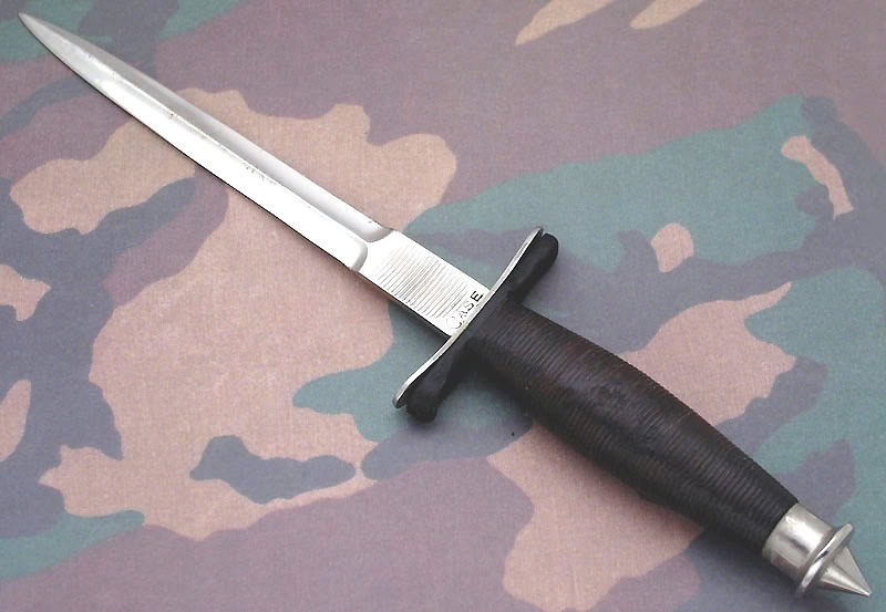 Боевой нож v-42