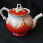Старинная модель чайника для заварки чая